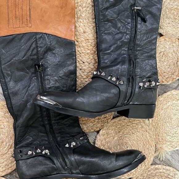 Sam
Edelman Park Two Tone Studded Saddle Boots 7.5M - Picture 8 of 12